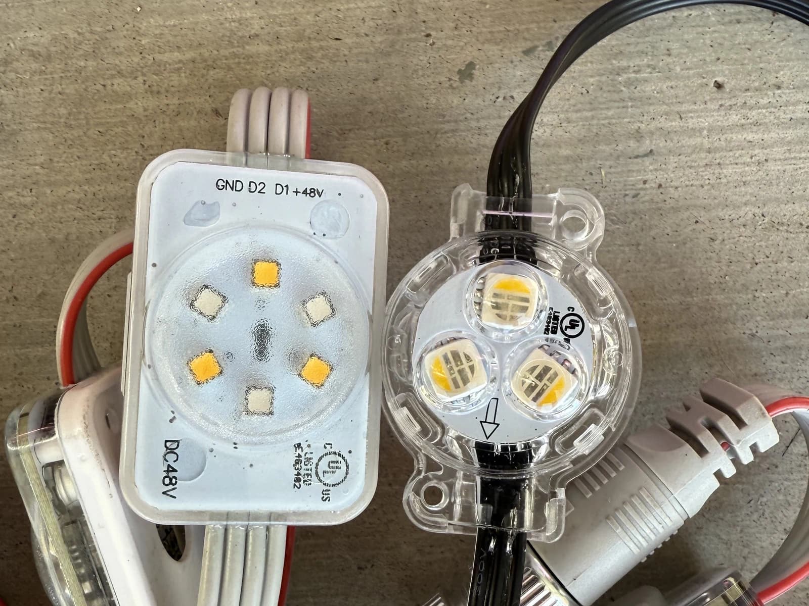 Overhead comparison of a TruLight 48V six-emitter node and a Bosso three-lens node